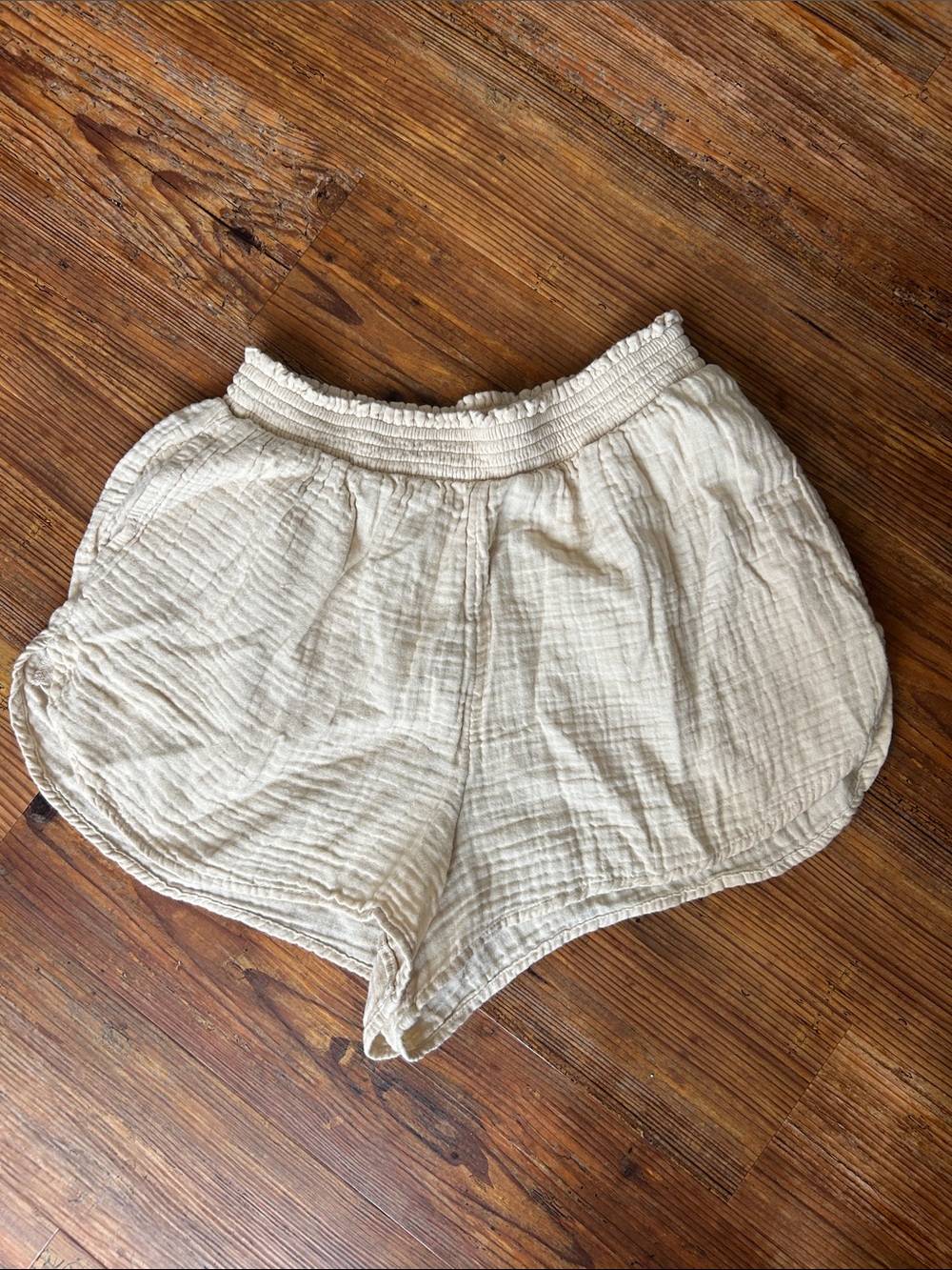 Women’s Aerie Cream Gauze Elastic-Waist Shorts